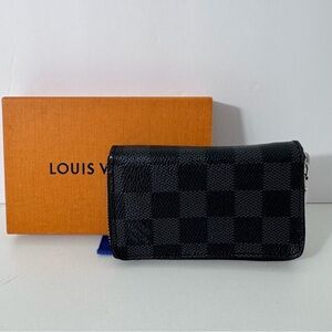 Louis Vuitton Damier Graphite Zipper Coin Wallet Authentic with Box